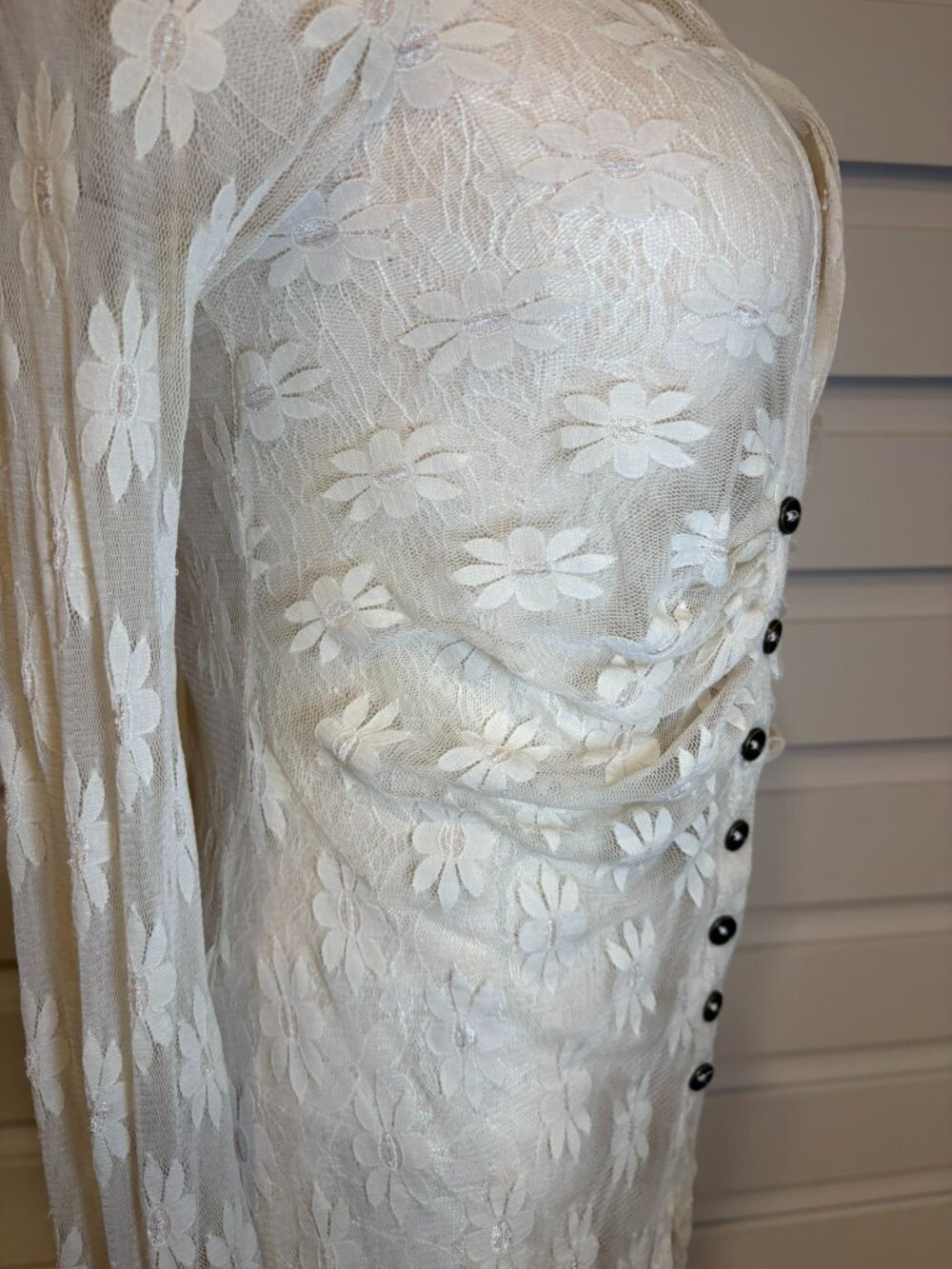Free People Romantic Ivory Sheer Floral Lace Ruched Button Down Blouse M - Picture 7 of 10